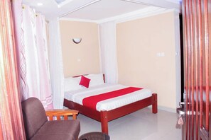 Standard Double Room, Garden View