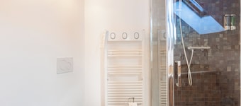 Domino Hotel