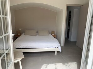 4 bedrooms, iron/ironing board, travel crib, WiFi