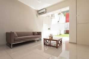 Front of property - Apart Hotel Independencia - Luz y Fuerza (Buenos Aires)