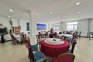 Restaurant - Ronghexin Hotel (Ulan)