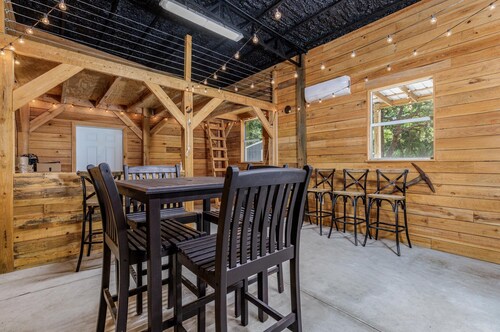 Wedding Venue in the Pines! Perfect venue for that special day.  Rustic & Unique