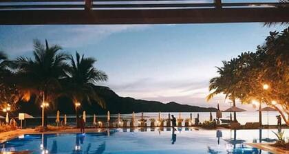 Pico Condotel Hamilo Coast