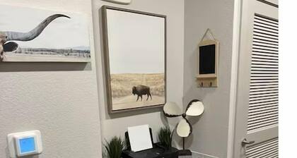 Chic Studio Apartment with AC, WiFi, fitness room in Med Cntr Houston