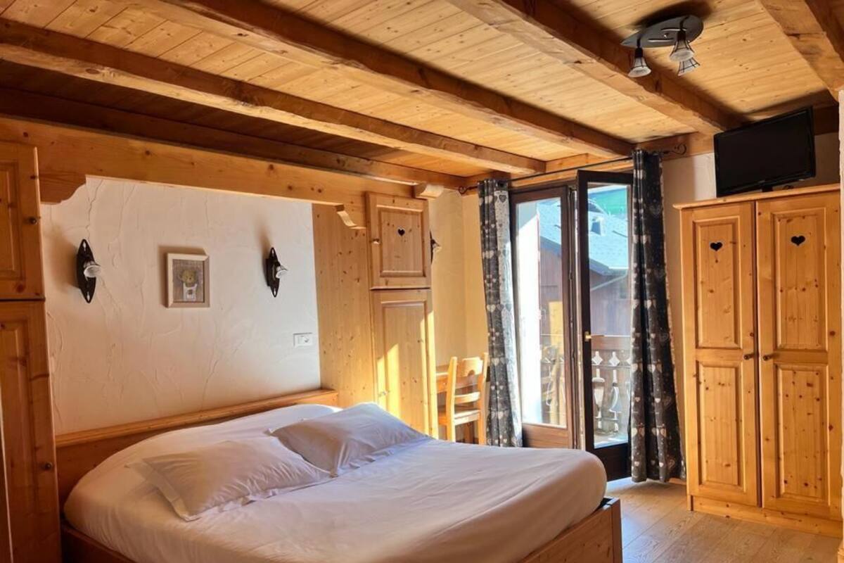 Standard Quadruple Room, Balcony | Soundproofing, WiFi (free)