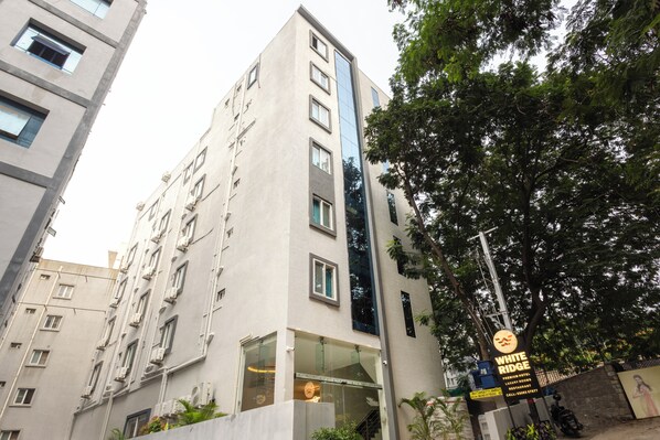 Exterior - Whiteridge Premium Hotel Hitech city (Hyderabad)
