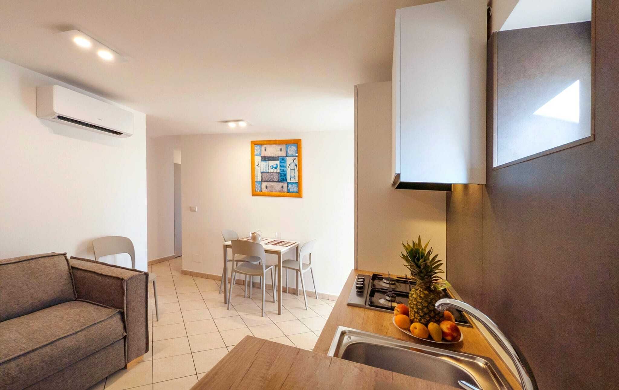 Smart TV, table tennis