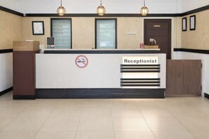 Reception - QUEEN CITY HOTEL (Banjarmasin)