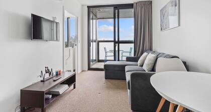 Neighborhood Hideaway with Air-con and Deck