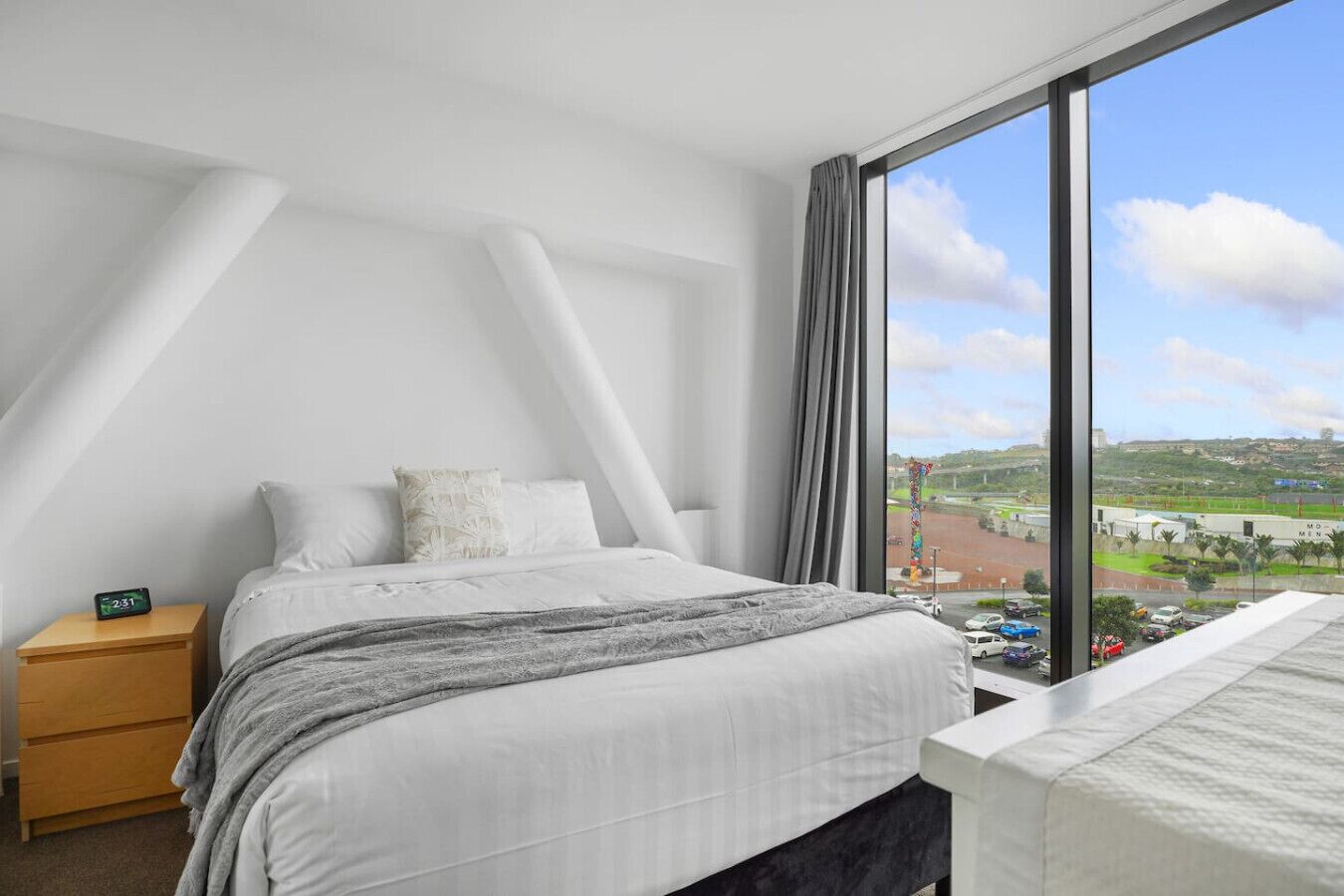 1 bedroom, desk, iron/ironing board, WiFi