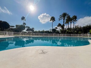 Pool - Costa lago playa y piscina (Torremolinos)