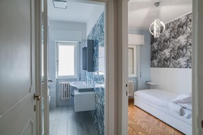 Chambre Double ou avec lits jumeaux, balcon, vue ville