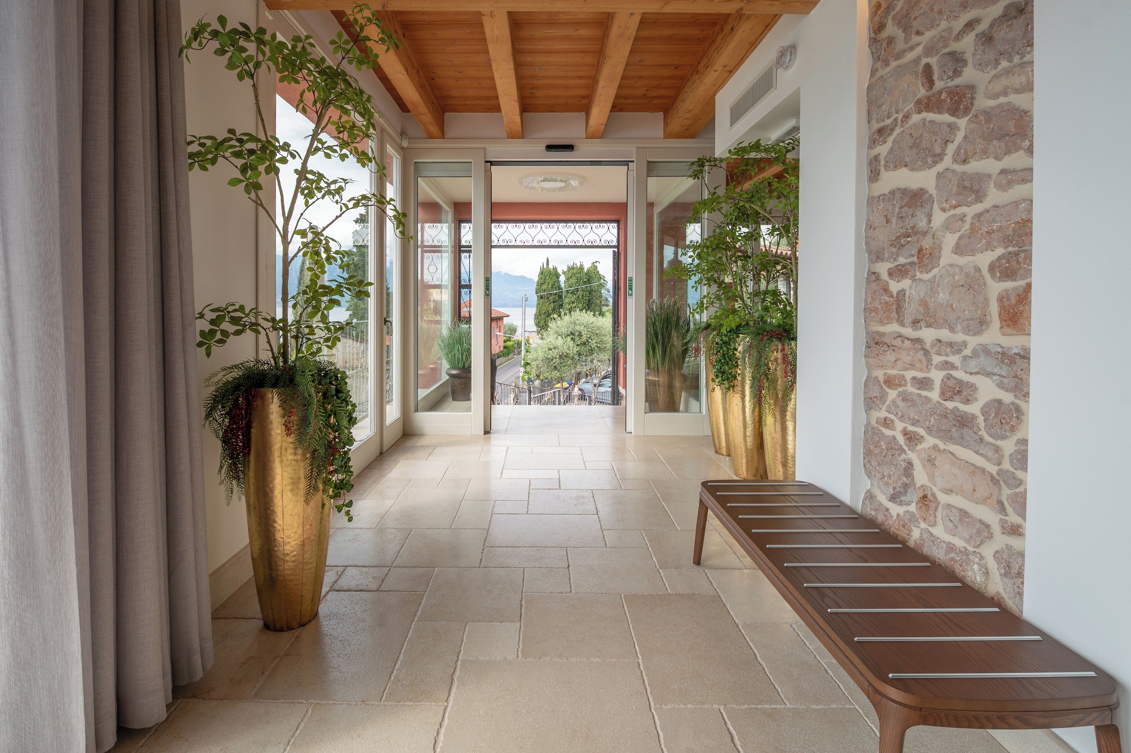 Entrada al alojamiento