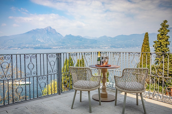 Suite – junior, terrasse, utsikt mot innsjø (Deluxe) | Utsikt mot innsjø