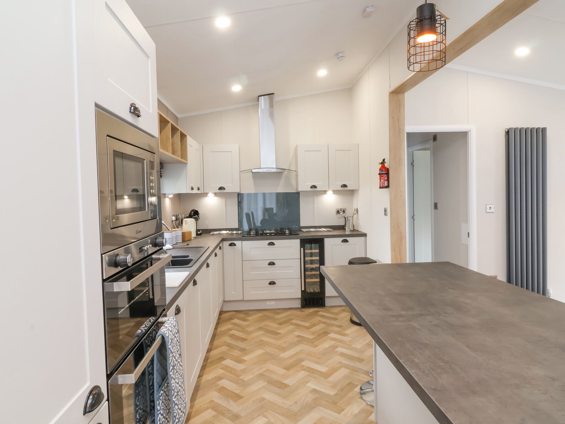 Utensilis de cuina, vaixella i coberteria 