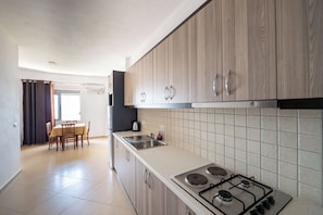 Private kitchen - SoleLuna Aparthotel (Sarande)