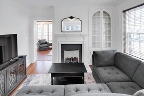 TV, fireplace