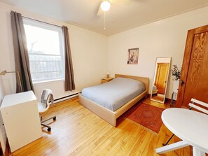 1 chambre, fer et planche à repasser, Wi-Fi, draps fournis