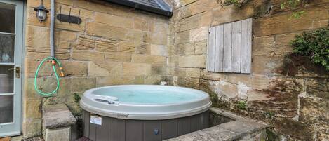 Baignoire à remous extérieure