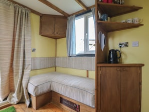 Interior - Betsy (Woodbridge)