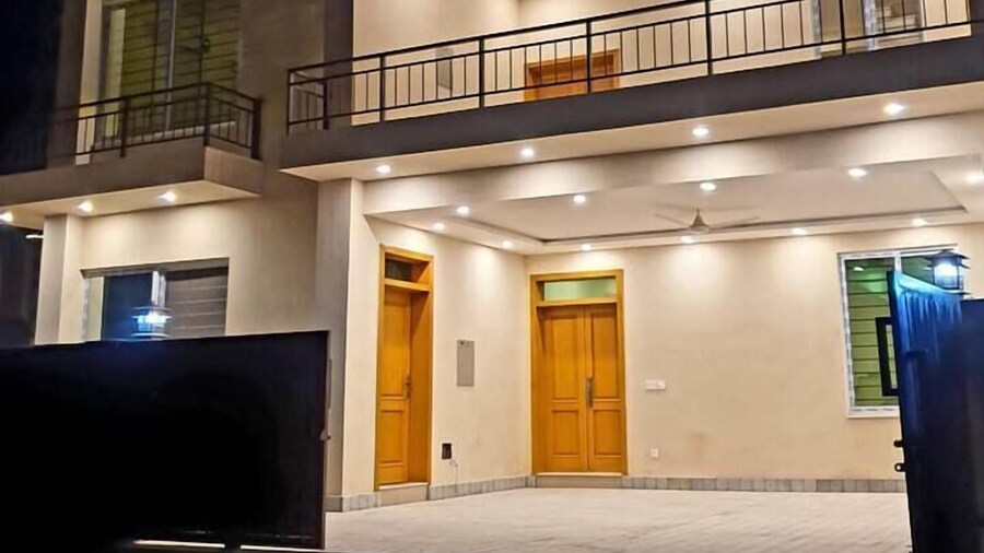 Dream Lodge Guest House Islamabad