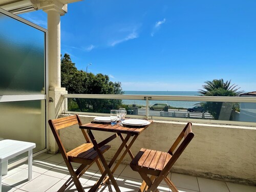 Studio vue mer Saint Palais sur Mer