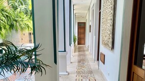 Gambar tidak terklasifikasi, 3 dari 25, tombol