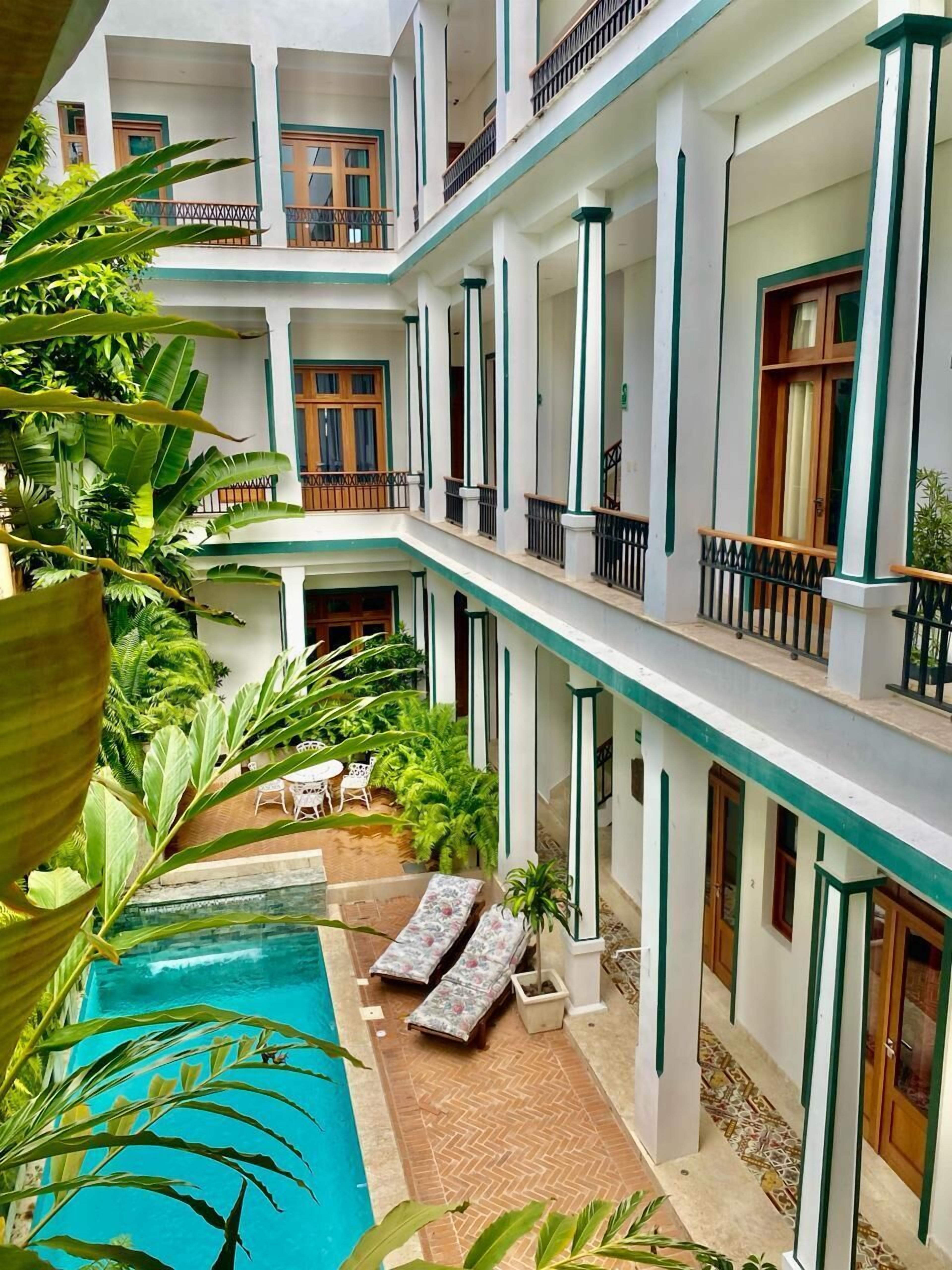 Quang cảnh từ phòng
