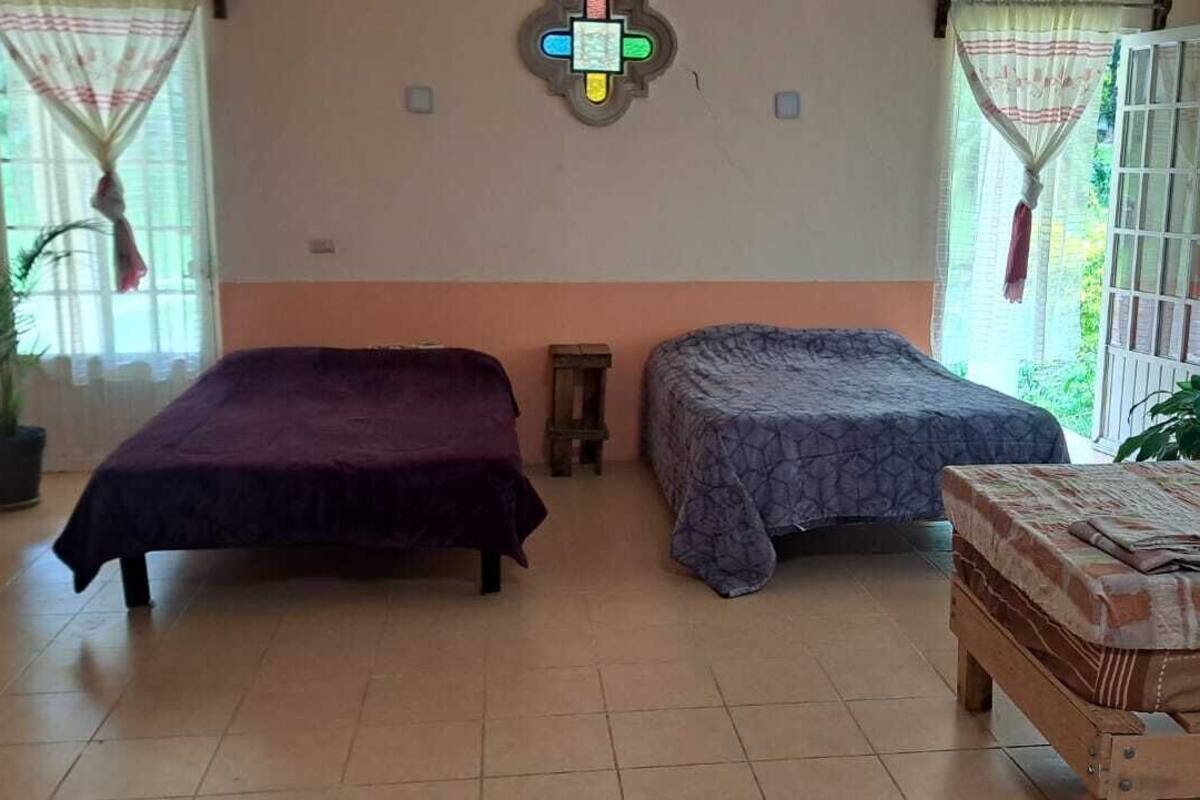 Dormitório compartilhado standard | 1 quarto, escrivaninha, Wi-Fi de cortesia, roupa de cama
