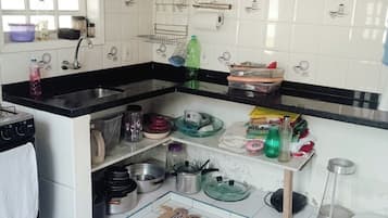 Køleskab, ovn, kogeplade, opvaskemaskine