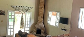 THE BEST FARMHOUSE IN A CITY WITH A BEACH