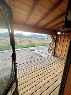 Interior - Cozy cabin 2 in at Almo Inn with AC, WiFi near City of Rocks/Castle Rocks Idaho (Almo)