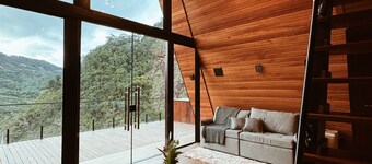 Chalé com Jacuzzi a 8km de Santa Teresa