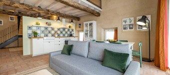 Green Lodge - Apartment 5 - 1 BR 1 Bath
