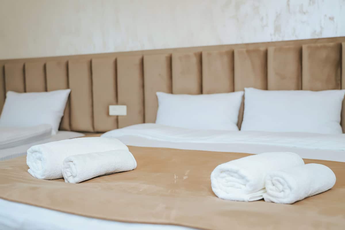 Standard Triple Room | Minibar, in-room safe, desk, laptop workspace
