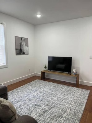 Interior - The Royal Union w/ king & queen bed (Calumet Township)