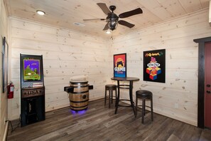 Interior - Creekside Paradise: Hot Tub,Arcade Games,NEAR PF! (Pigeon Forge)