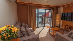 Living area - Apartment 2 (Scarborough)