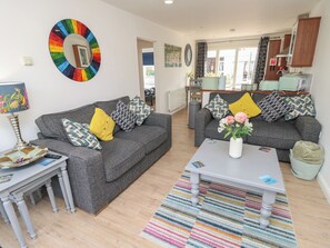 Living area - Plimoth N6 (Yarmouth)