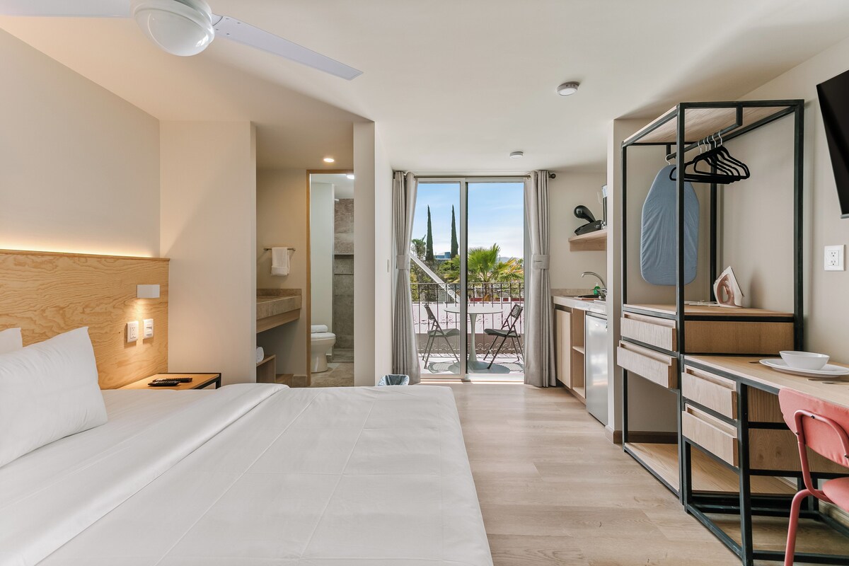Superior Suite, Terrace