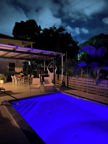 Cañon Aislado: Solar Powered Eco Friendly Villa