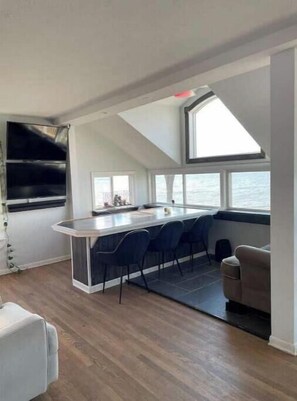 Interior - Lakefront Home Huron/Vermillion Amazing View (Vermilion)