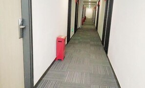 Interior - Xiaomei Hotel (Beijing Universal Studios Tuqiao Subway Station) (Beijing)