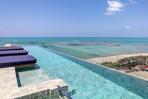 Basic Studio | Pool | Outdoor pool, open 8:00 AM to 7:00 PM, sun loungers