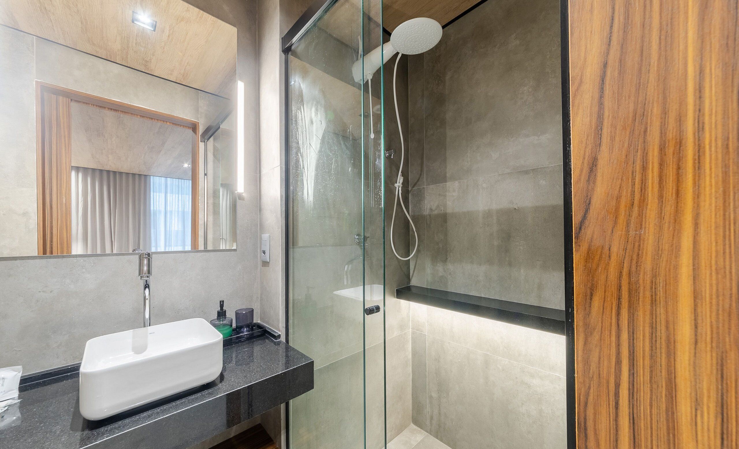 Estudio básico | Baño