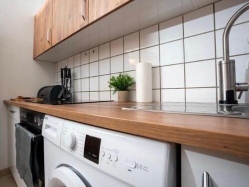 Livemore24 - Apartment 1 in Duisburg 24/7 check-in