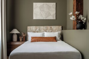 2 Schlafzimmer, Schreibtisch, Bügeleisen/Bügelbrett, kostenloses WLAN