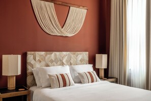 2 bedrooms, desk, iron/ironing board, free WiFi - Luxurious Artisan Loft w/Chic Design / The Tanner (Philadelphia)