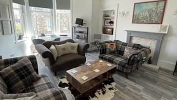 Apartment | Living area