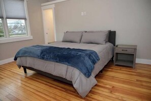 4 soverom, strykejern/-brett, wi-fi og sengetøy